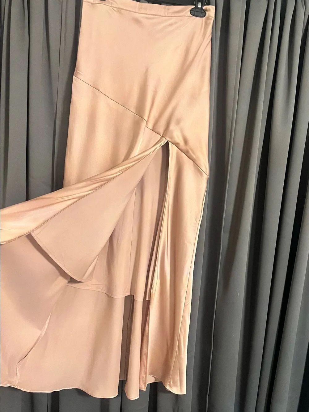 Pink Lily flowing satin